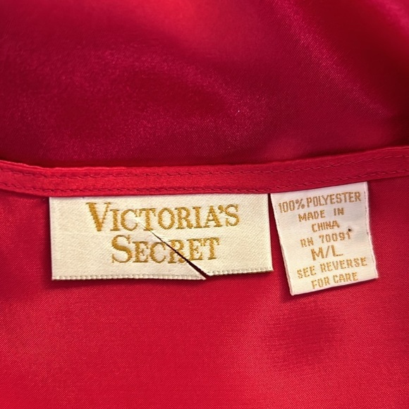 Victoria's Secret Vintage Gold Label Red Satin Button Down Pajama Dress Size M/L - Picture 8 of 9